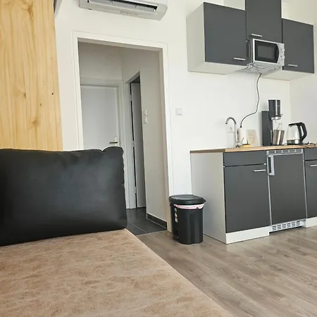 Appartement Garconniere Im Ortszentrum *